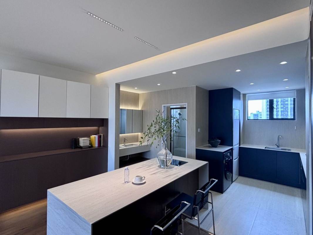 Housing image — Dining Area