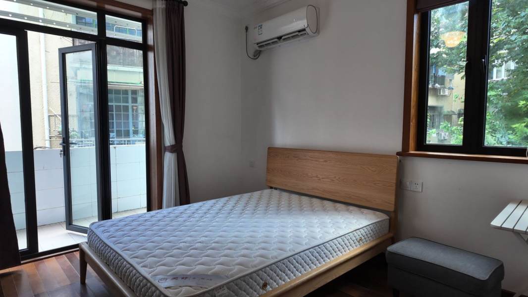Housing image — Bedroom