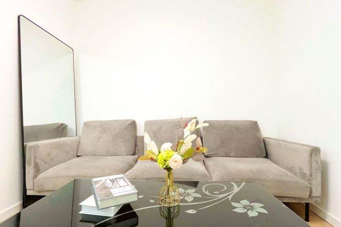 2BR Apartment near Wuning Road Metro (L13/L14)