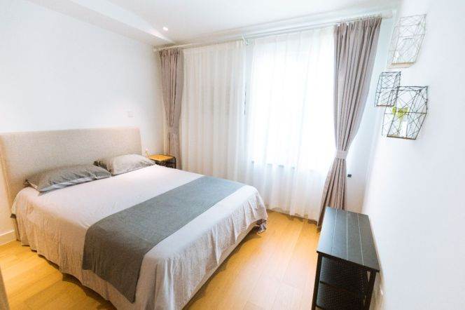 1BR Apartment in Old Xuhui (L9/L12)