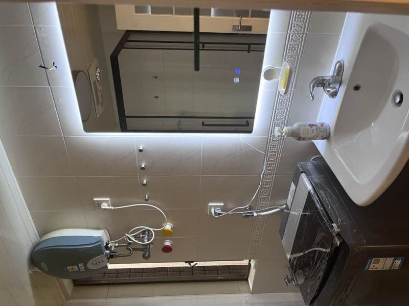 Housing image — Bathroom
