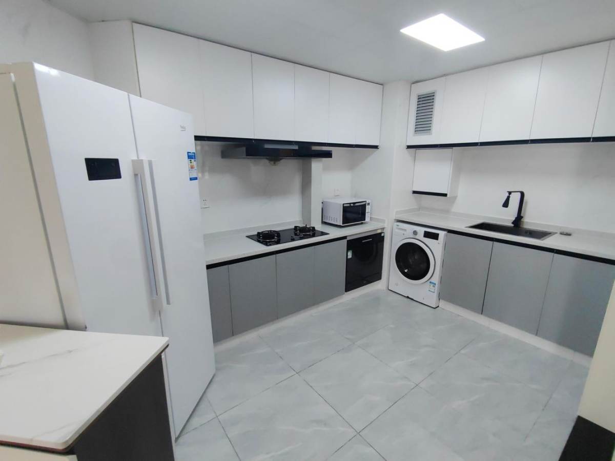 Housing image — Kitchen