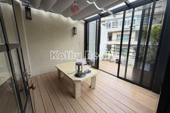Spacious 1BR Heritage Apartment in Old Xuhui with Terrace