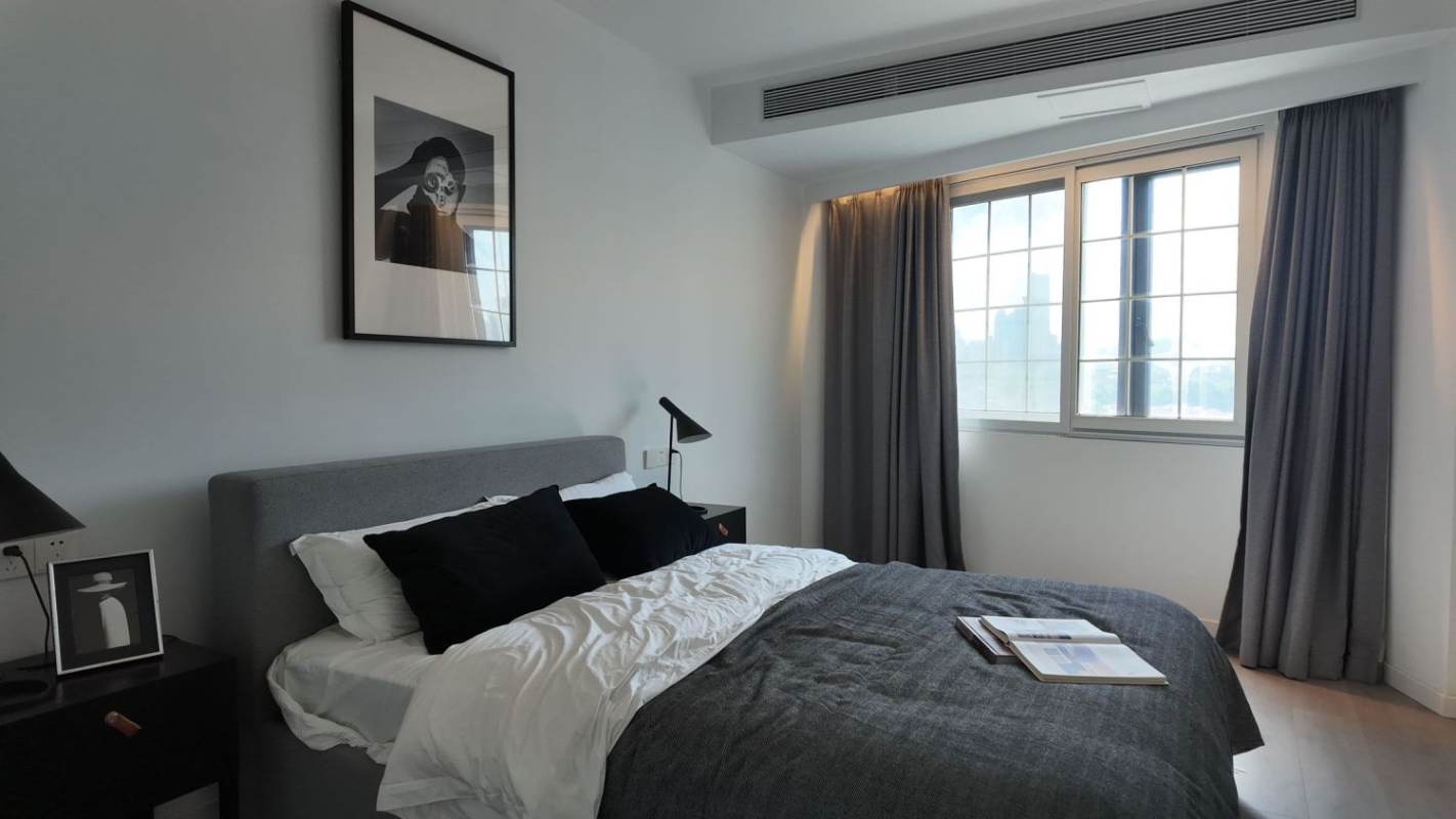 Housing image — Bedroom