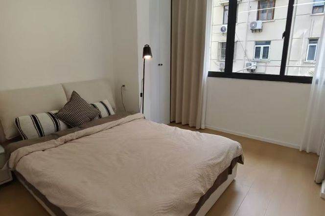 1BR Apartment near Tongji University (L8)