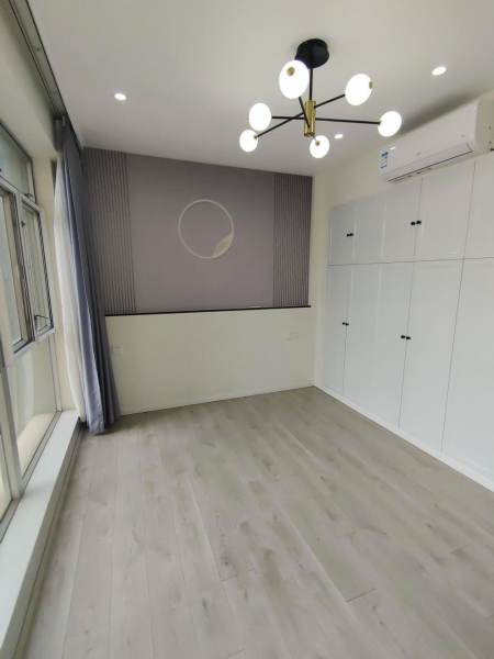 Housing image — Bedroom