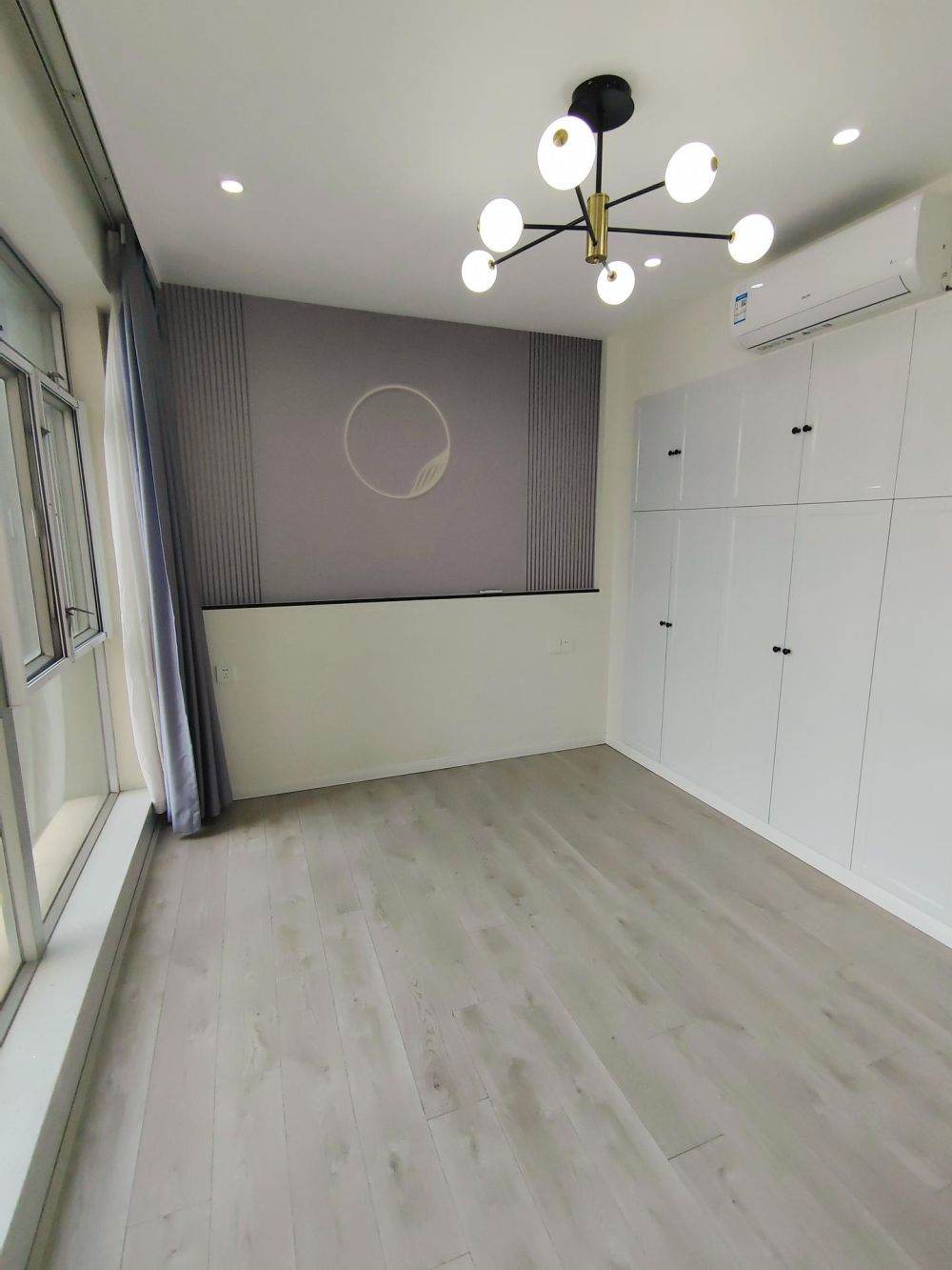 Housing image — Bedroom