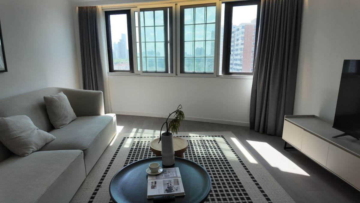 Housing image — Living Room