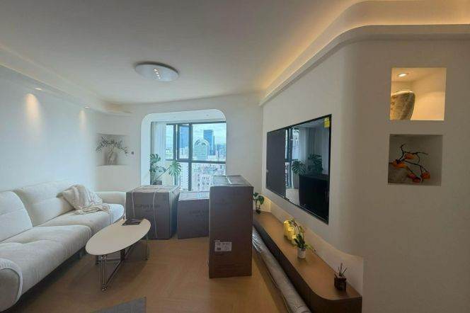 High-Floor 2BR Apartment at Hanlin Mansion