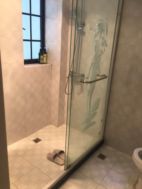 Housing image — Bathroom
