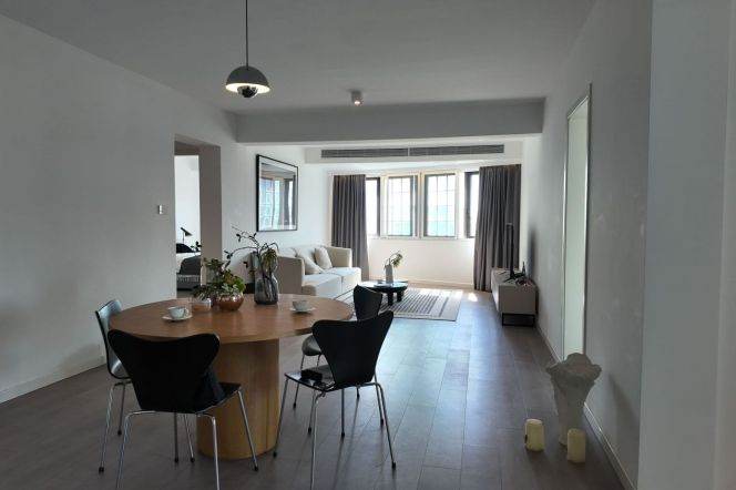 3BR Apartment near South Shaanxi Rd Metro