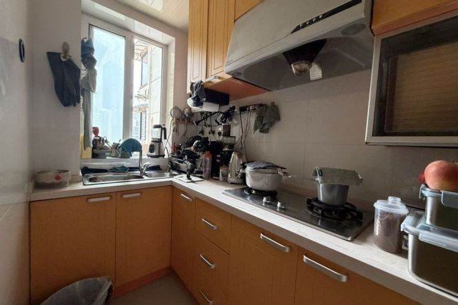 1BR Apartment near Jing'an Temple