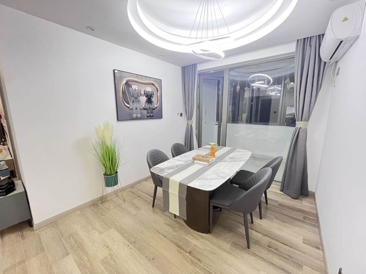 Housing image — Dining Area
