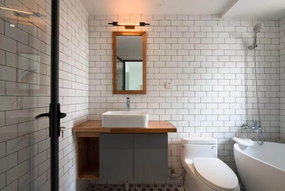 Housing image — Bathroom