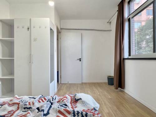 Housing image — Bedroom