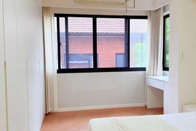 Spacious 1BR Apartment near Zhongshan Park (L3/L4)