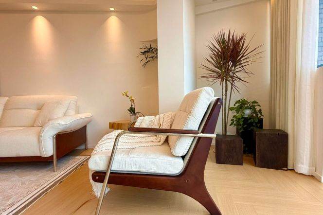 High-Floor 2BR Apartment at Hanlin Mansion
