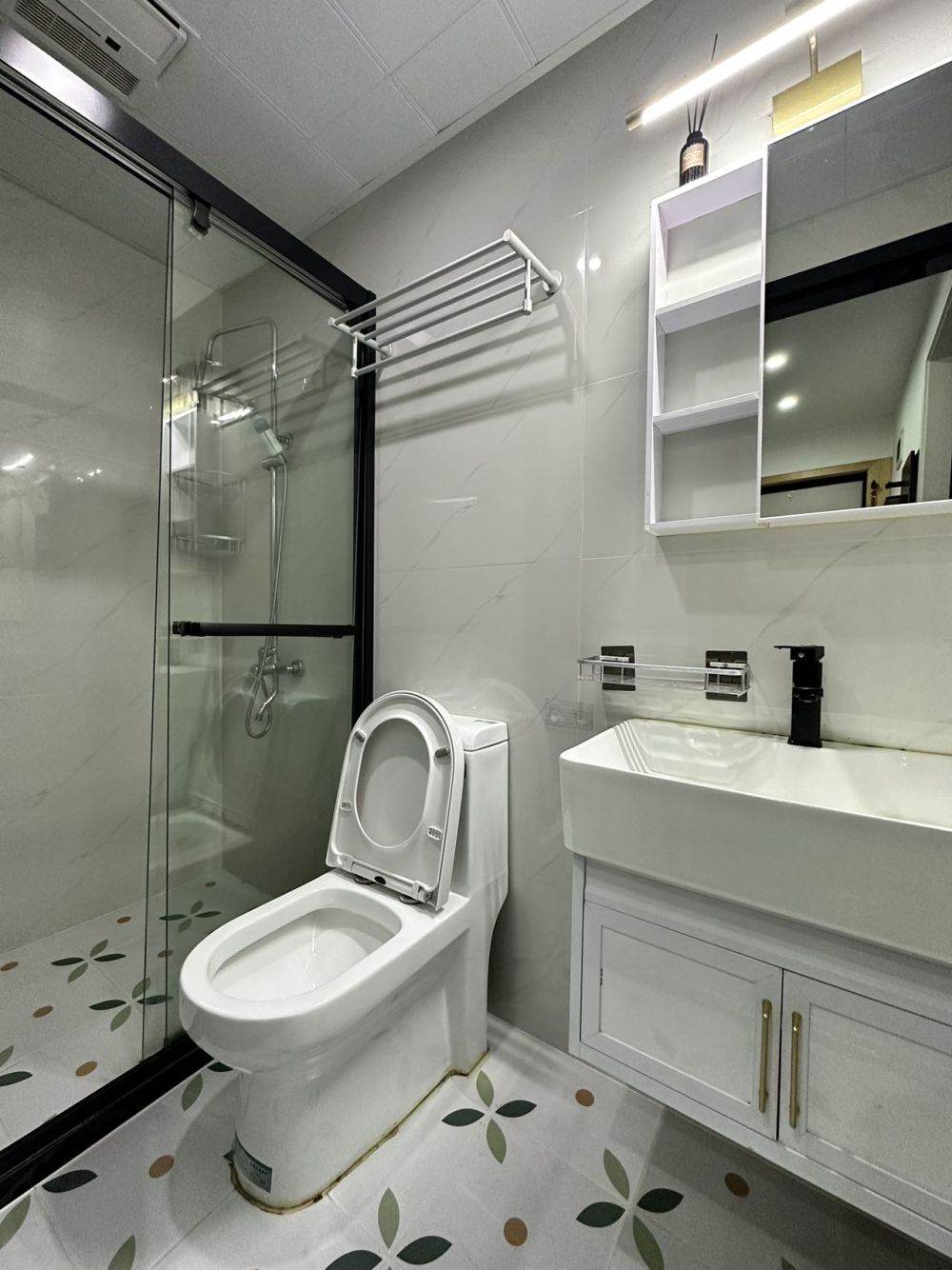 Housing image — Bathroom