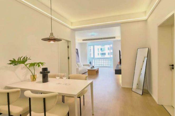 2BR Apartment near Zhongshan Park (L2/L3/L4)