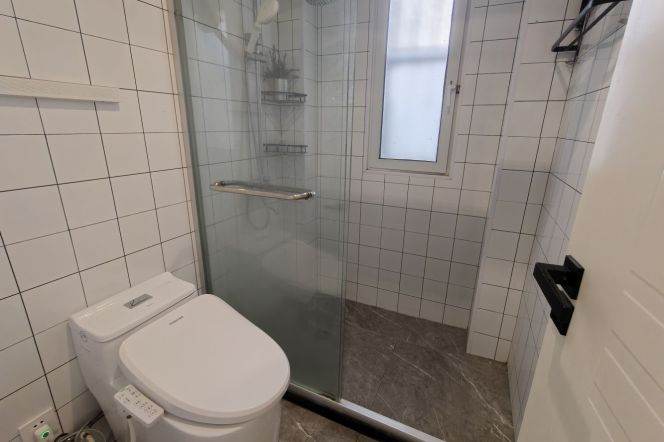 1BR Apartment in Xujiahui with Terrace (L3/L4/L10)