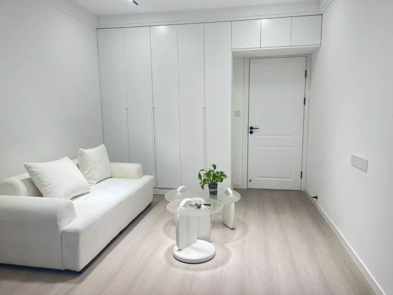 Housing image — Living Room