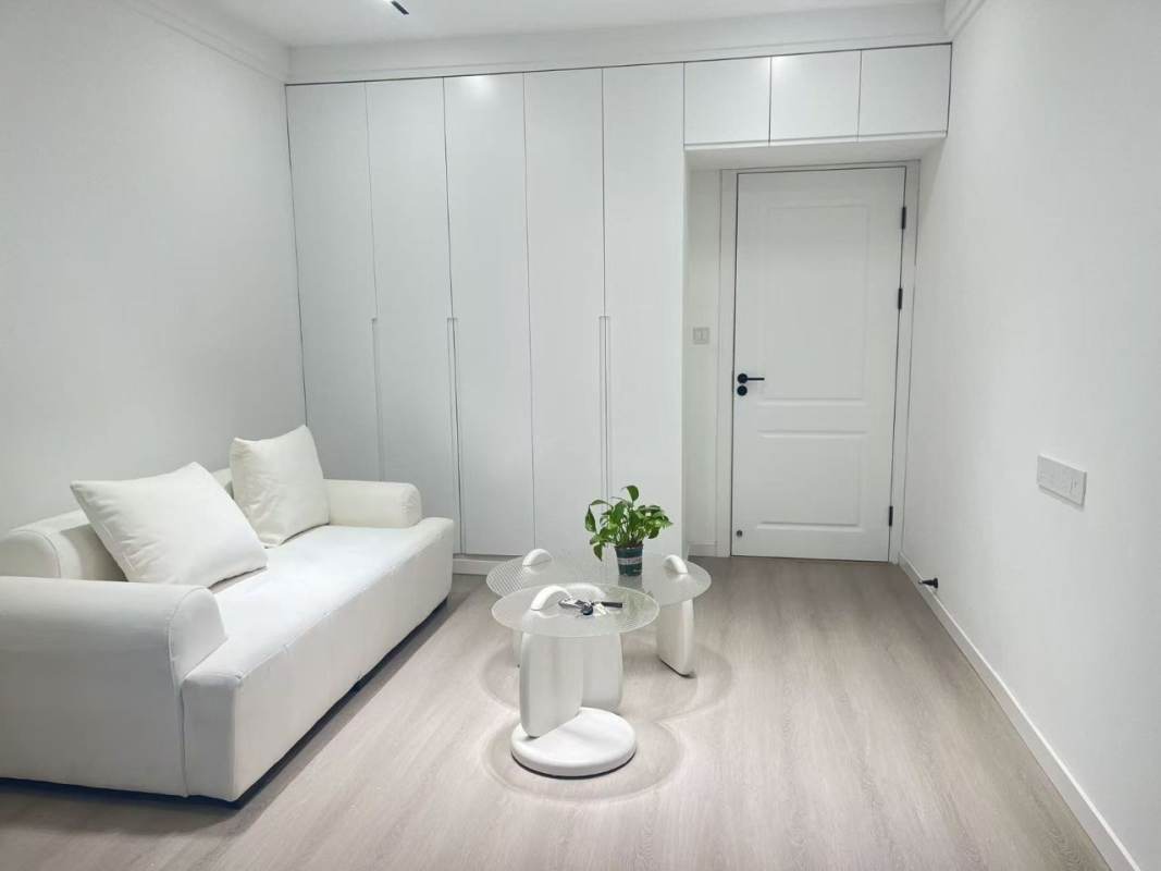Housing image — Living Room
