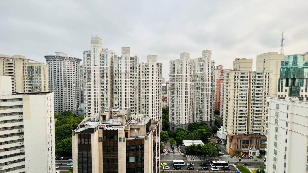 Housing image — Building Exterior