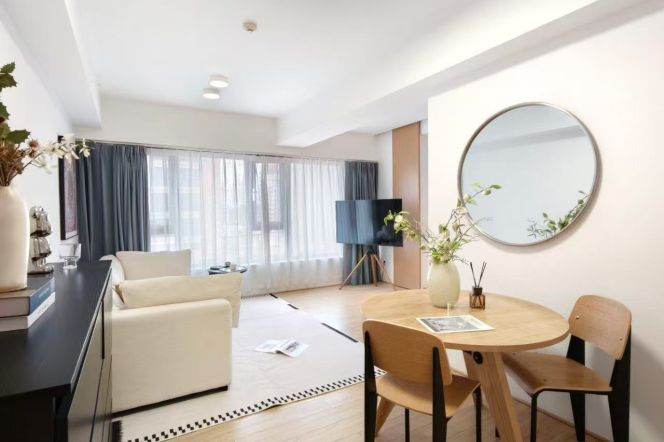 1BR Apartment near Hanzhong Rd Metro (L1/L3/L4/L12/L13)
