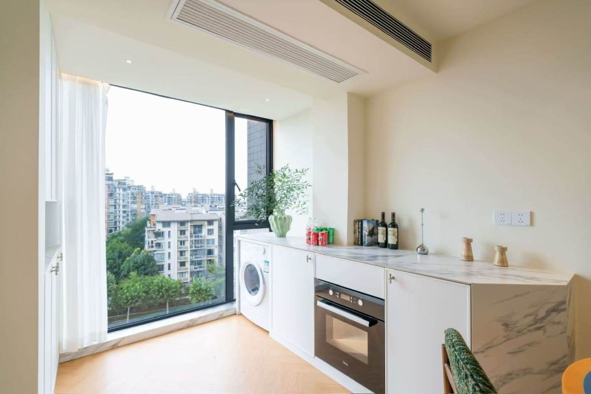 Housing image — Kitchen