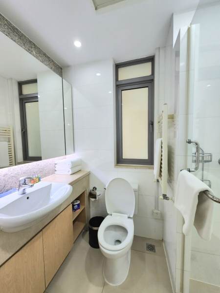 Housing image — Bathroom
