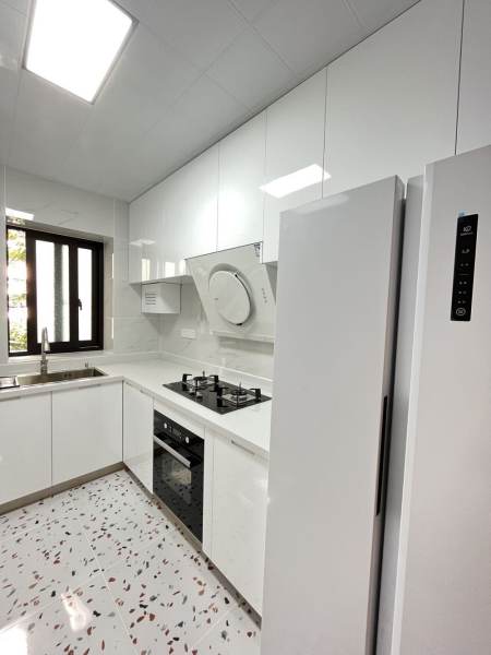 Housing image — Kitchen