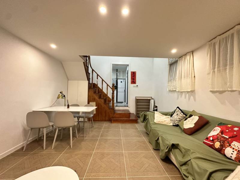 Housing image — Living Room