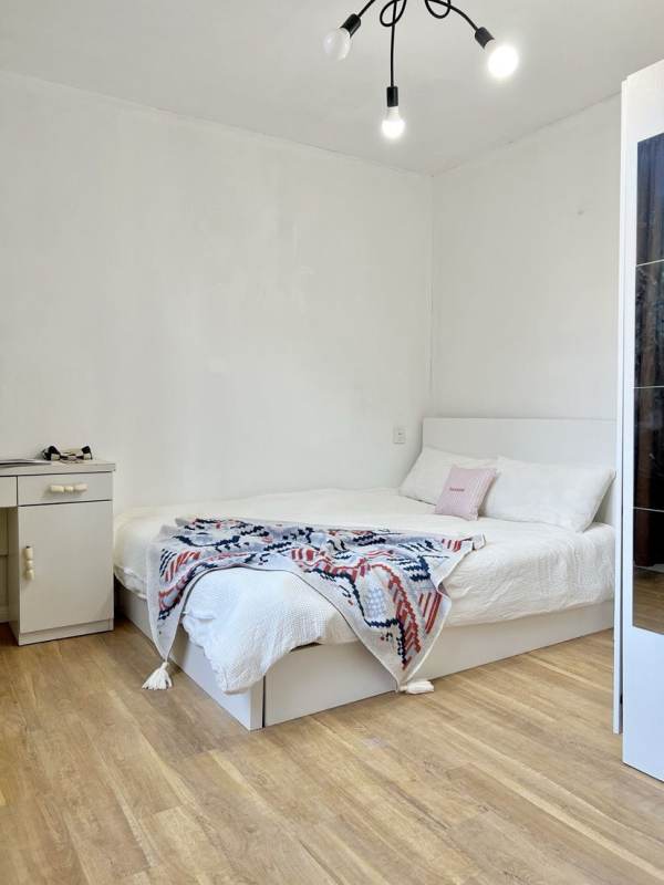 Housing image — Bedroom