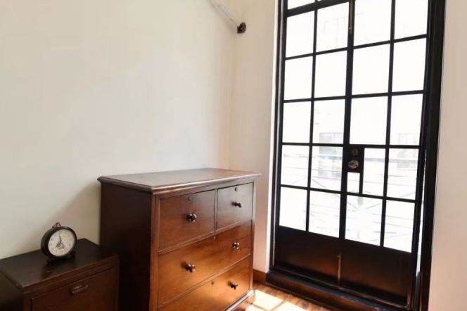 1BR Lane House in Old Xuhui (L9/L12)