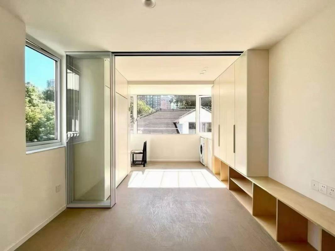 Housing image — Study