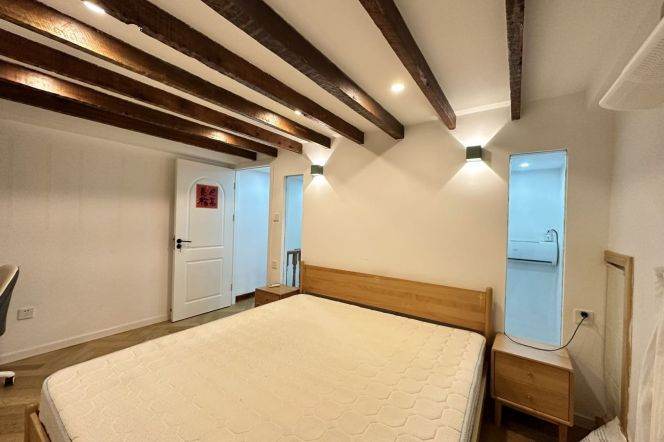 1BR Heritage Apartment near Shanghai Centre