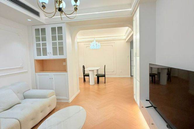 Spacious 1BR Apartment near Zhongshan Park (L3/L4)