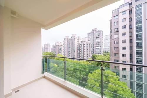 Housing image — Balcony