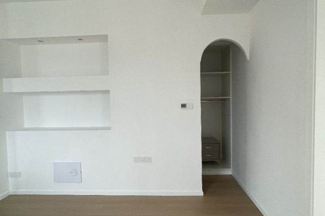 2BR Apartment near Hongqiao Rd Metro