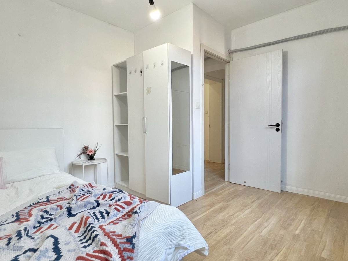 Housing image — Bedroom