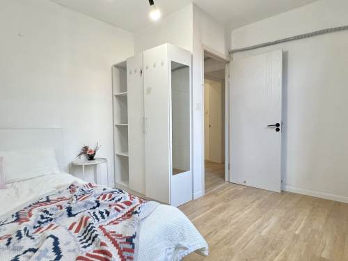 Housing image — Bedroom