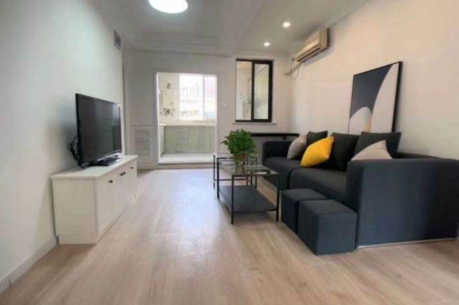2BR Apartment near Zhongshan Park (L2/L3/L4)