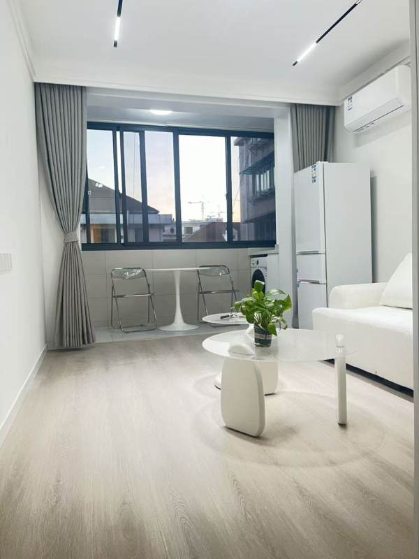 Housing image — Living Room