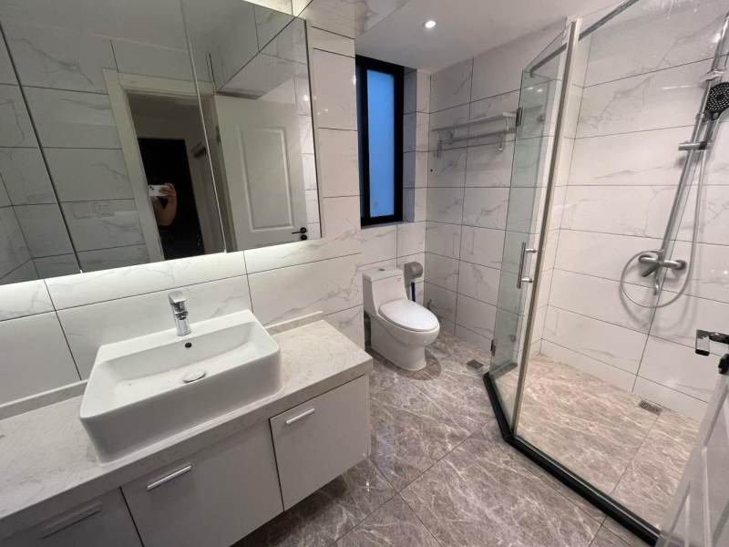 Housing image — Bathroom