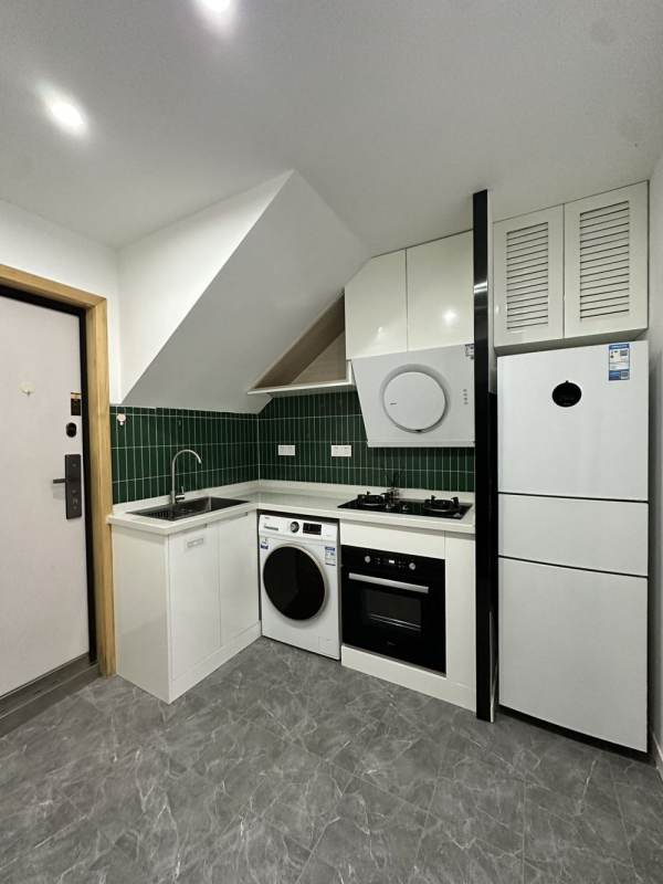 Housing image — Kitchen