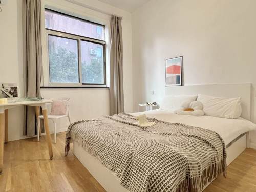 Housing image — Bedroom