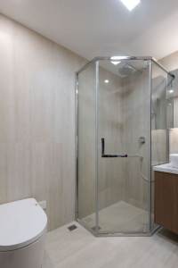 Housing image — Bathroom