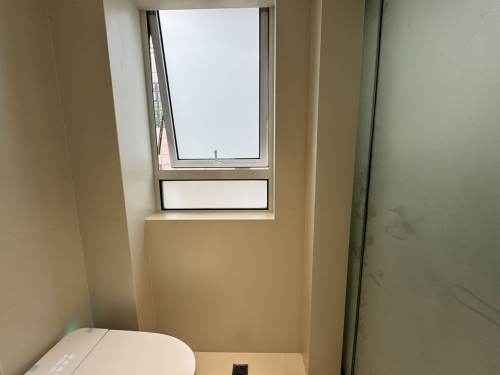 Housing image — Bathroom