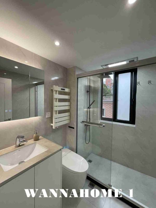 Housing image — Bathroom