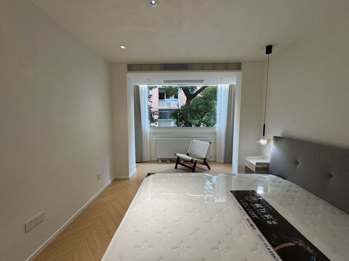 Housing image — Living Room